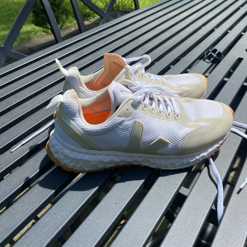 Veja Condor Running Sneaker